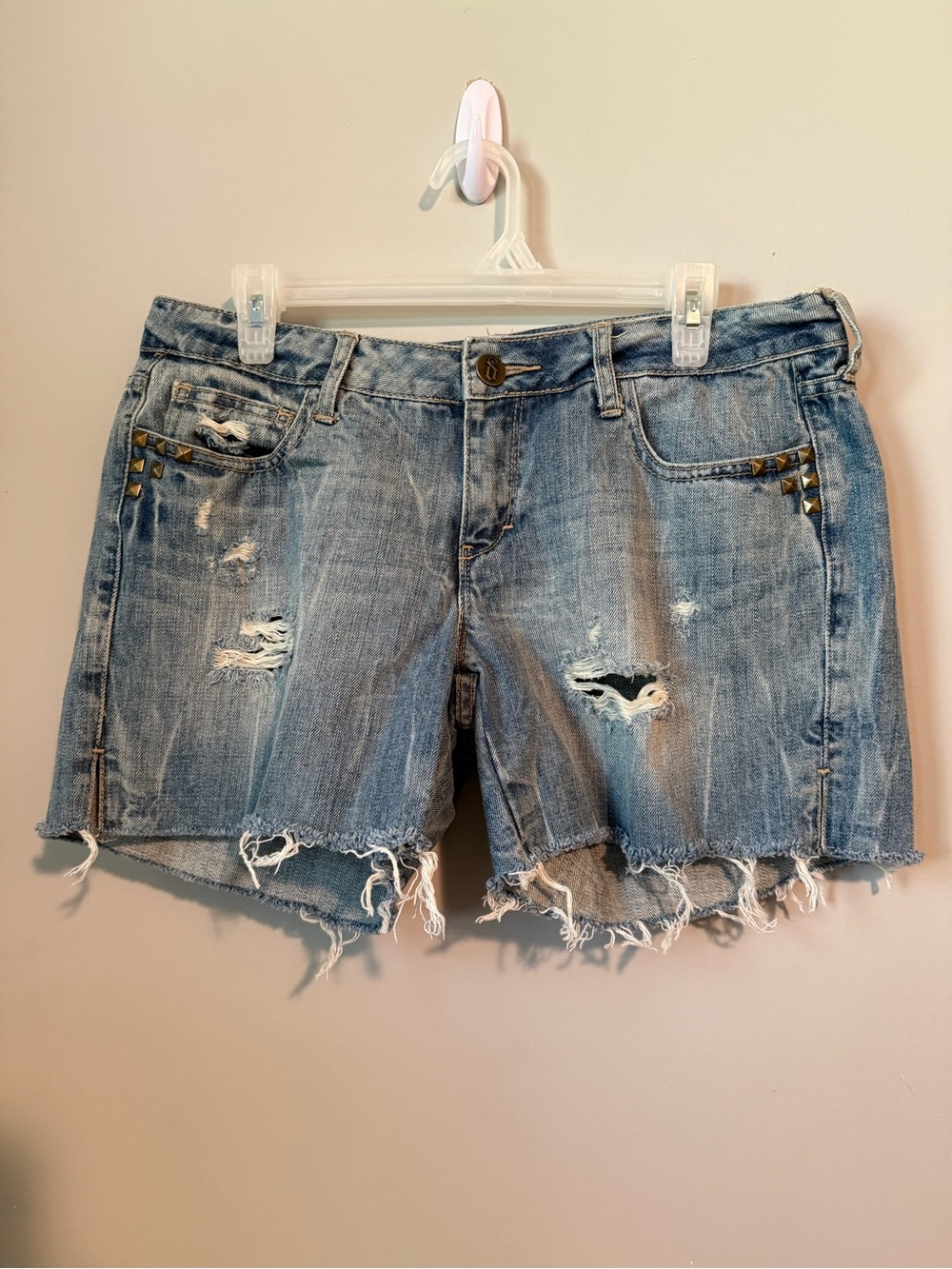 NWOT Decree Light Blue Distressed Jean Shorts with Stud Accents
